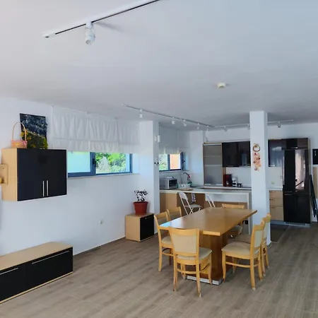 за гости аврора вю в917 * Obzor