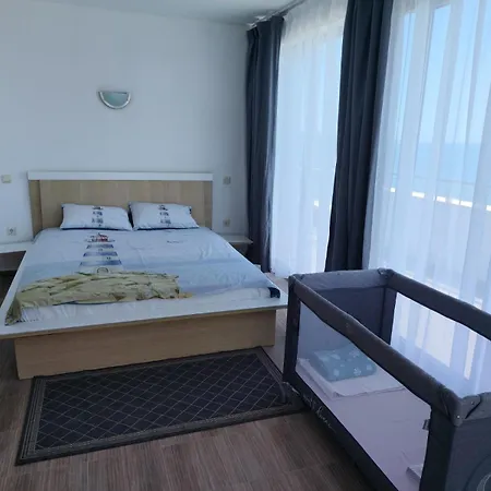 за гости аврора вю в917 Apartamento *